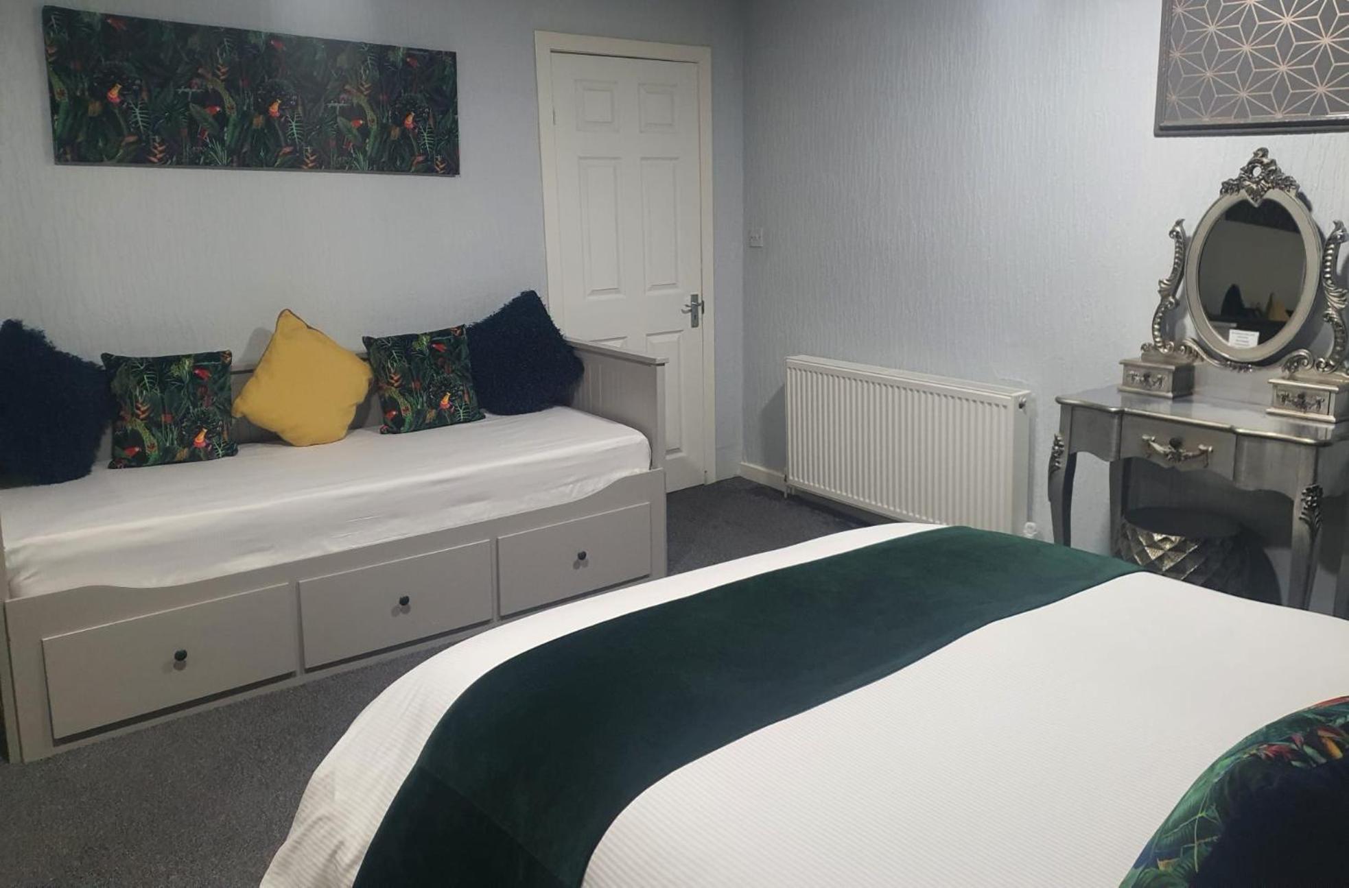 Saphire Glasgow Apartments Giffnock Zewnętrze zdjęcie